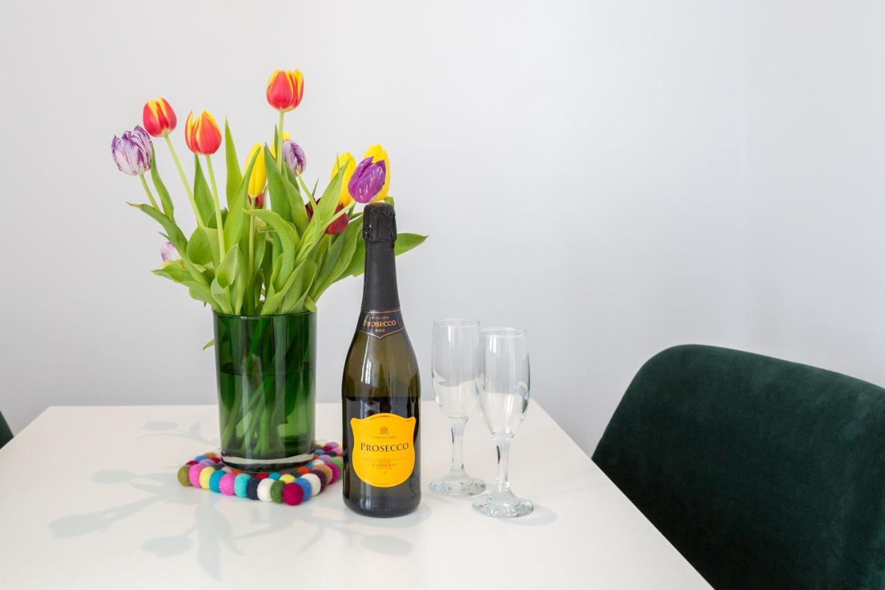 Chester Stays - Lovely Apartment In The Heart Of Chester With Free Parking Eksteriør bilde