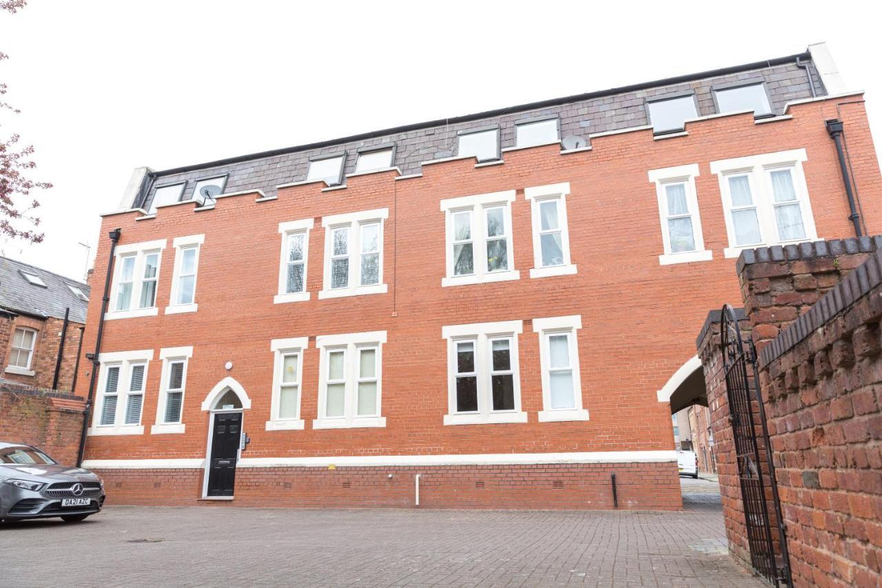 Chester Stays - Lovely Apartment In The Heart Of Chester With Free Parking Eksteriør bilde